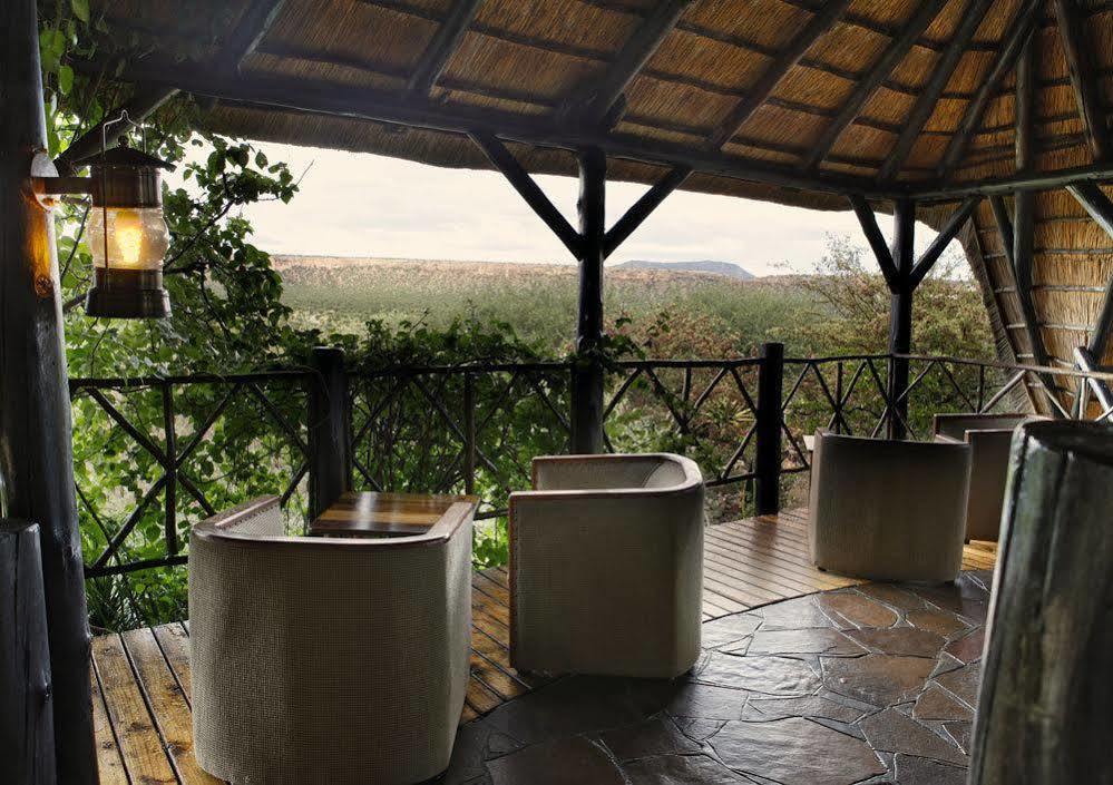Vingerklip Lodge Khorixas Luaran gambar